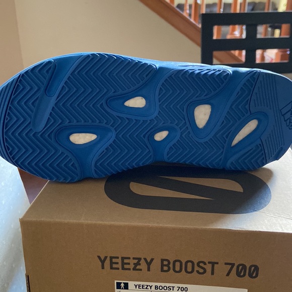 Yeezy boost 700 hi res blue BRAND NEW